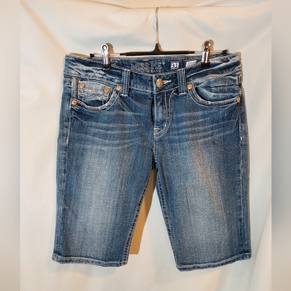 Miss Me Denim "Irene Bermuda" Shorts – Size 31 - Picture 2 of 9